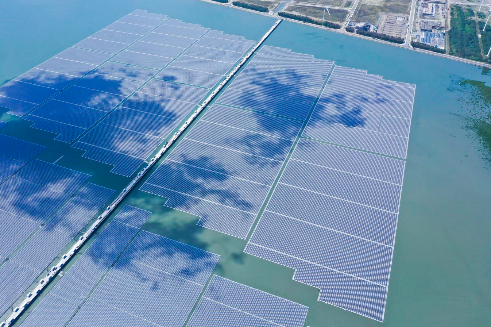 Changbin FPV plant - Taiwan Changbin floating PV plant in Taiwan